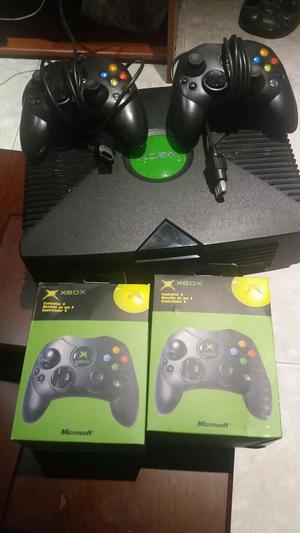 Xbox con 4 Controles