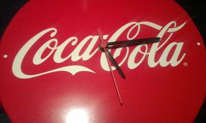 Reloj Nuevo Forma de Tapa Cocacola