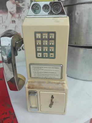 Telefono Publico Antiguo