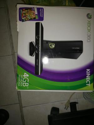 Xbox 360 Slim 4gb Y 120gb de Disco Duro