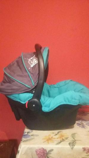 Venta Silla para Carro de Bebé.