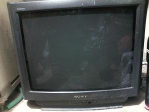 Se venden televisores para repuesto