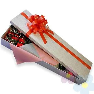 Arreglos Florales - Caja De 6 Rosas + Globo Y Detalles