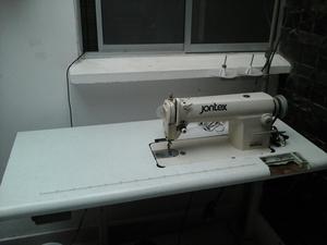 Maquina de Coser