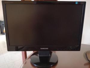 Monitor LCD Samsung 19''