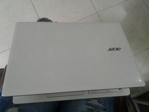 Vendo portátil Acer Intel