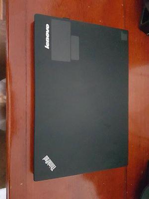 Portátil Lenovo ThinkPad X240 Core i5 4ta Generación 4GB