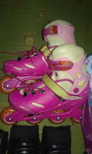 Se Vende Un Par de Patines La Barby en B