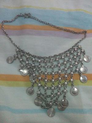 Collares