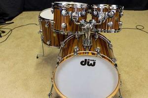 Dw Jazz Series Rosewood Exotic With Chrome