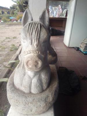 Escultura en Piedra Caballo