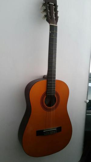 Guitarra Yunior