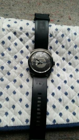 Excelente Reloj Diésel Vendo