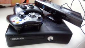 CONSOLA XBOX  CON KINECT 2 CONTROLES ORIGINALES