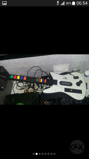 Vendo Xbox360 con Guitarra Y Juegos