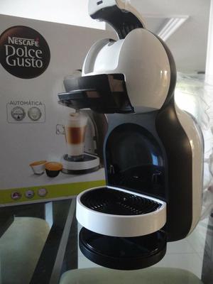 Cafetera Dolce Gusto