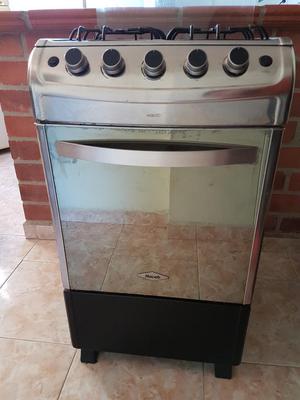 Estufa Haceb 4 Puestos Horno a Gas