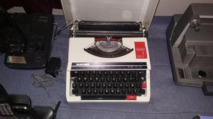 MUY BARATA Vintage maquina de escribir silver reed en su
