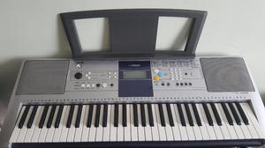 Organeta Yamaha E323