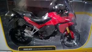 Ducati Multiestrada s Color Rojo A Escala 1/12