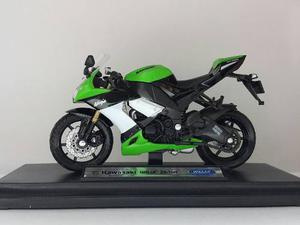 Moto Kawasaki Ninja Zx-r10 Escala 1:18 Marca Welly