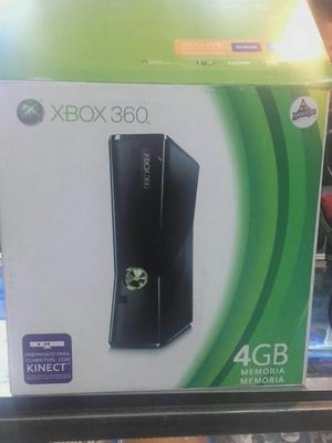 Xbox 360 Slim de 4g