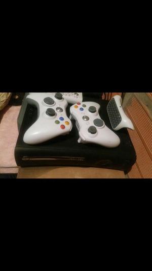 Xbox , Dos Controles, Juegos