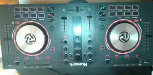 Se Vende Consola Numark Mixtrack 3 En Buen Estado