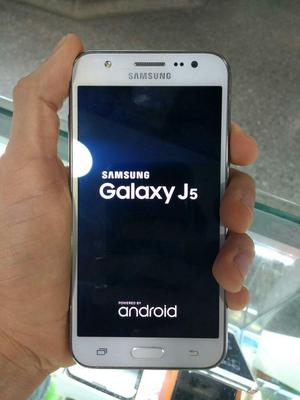 Super Samsung Galaxy J5, Nuevo, Regalado