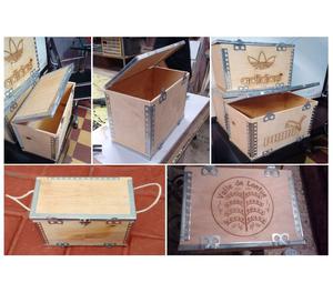 Caja decorativa de madera