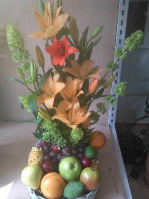 Arreglos Florales Con Frutas