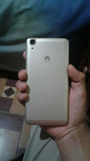 Vendo Telefono Huawei Y6, Color Dorado