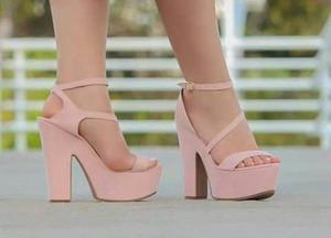 tacones palo rosa sandalias