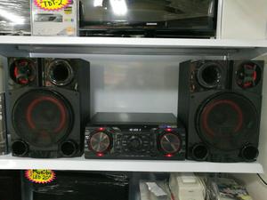 Equipo de Sonido Lg con Bluetooth