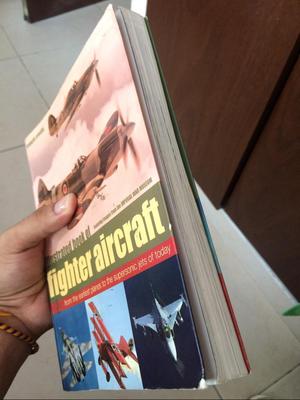 Libro de Aviacion "Fighter Aircraft"