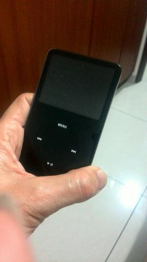 Vendo Hermoso iPod Clasico 30 Gigas