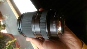 Vendo O Cambio, Lente  Sony F3.5