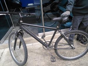 Bicicleta en Acero