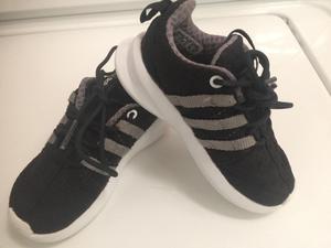 Tenis adidas niño talla 6k