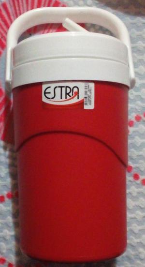 Termo de 1 litro marca Estras color Rojo. Nuevo