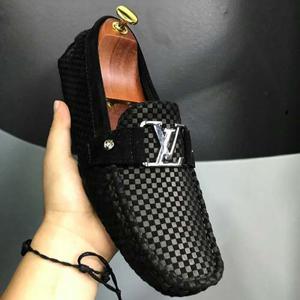 Zapatos Mocasines Louis Vuitton- Ferragamo- Gucci