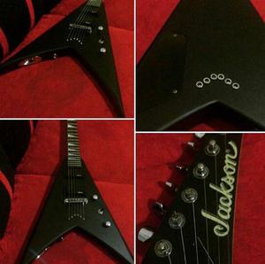 Guitarra Eléctrica Jackson JS32T