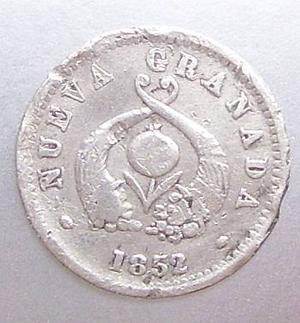 Moneda Colombia Medio Real  Ley.900 Escasa