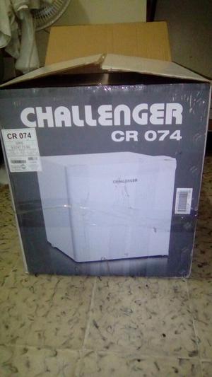 Nevera O Minibar Challenger Cr 074