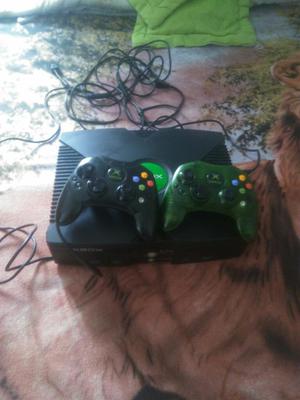 Vendo 3 Xbox Clasicos Y Televisor de 50