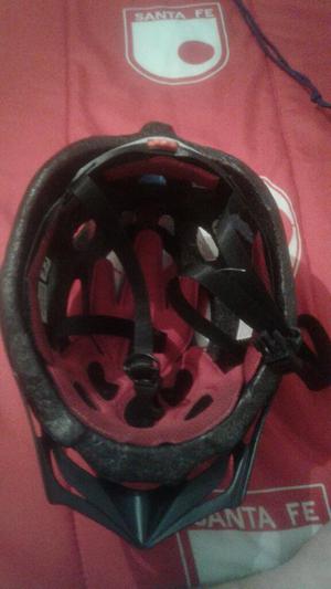 Vendo Casco de Bicicleta