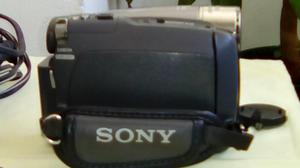 Video cámara marca Sony Handycam DCR H23