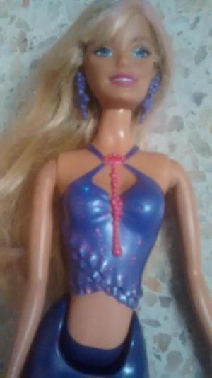 Barbie sirena en buen estado