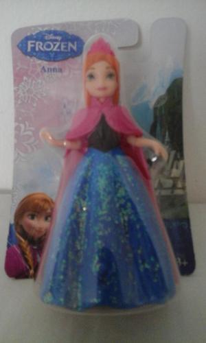 Muñeca Pequeña Frozen Elsa magiclip. /// Producto Original