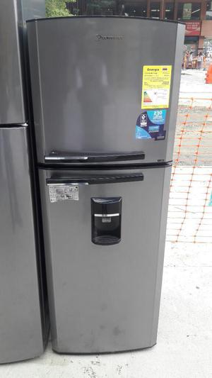 Nevera Nueva